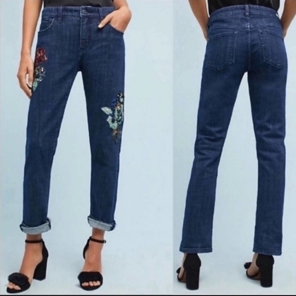 Anthropologie Pilcro Slim Low Rise Boyfriend Jeans with Sequin Flowers Size 25